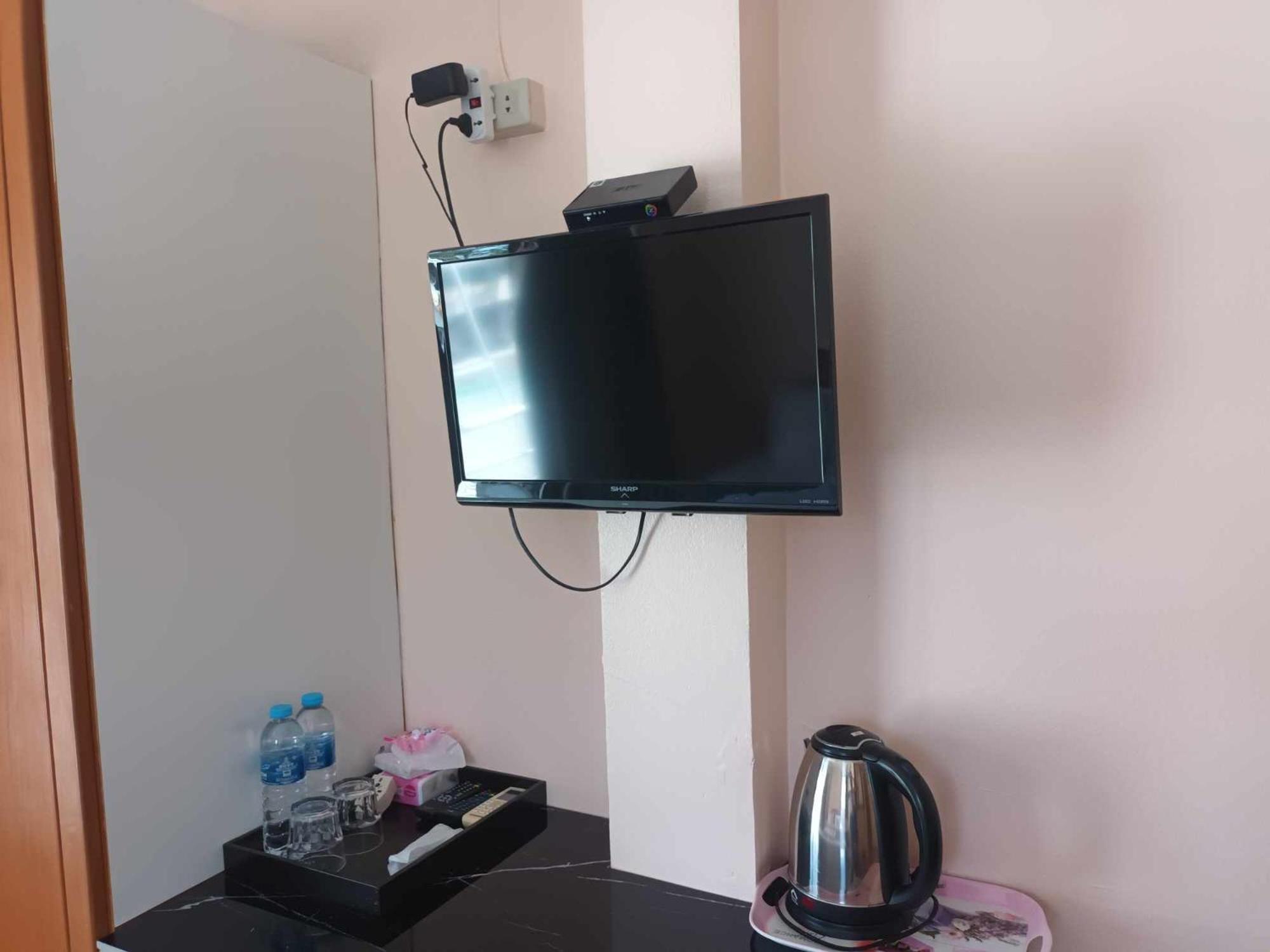 Patong Rose Guest House 50M To Beach מראה חיצוני תמונה