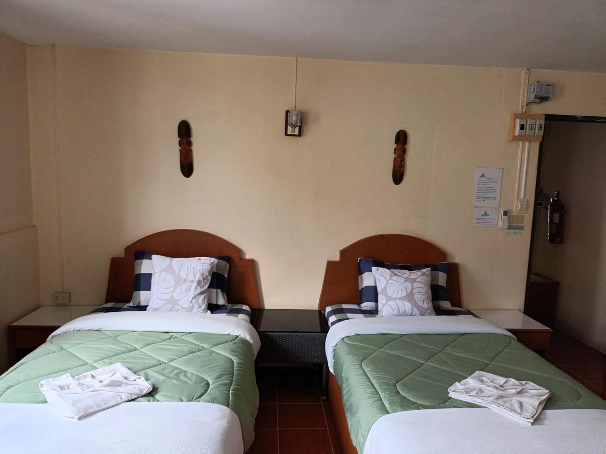 Patong Rose Guest House 50M To Beach מראה חיצוני תמונה