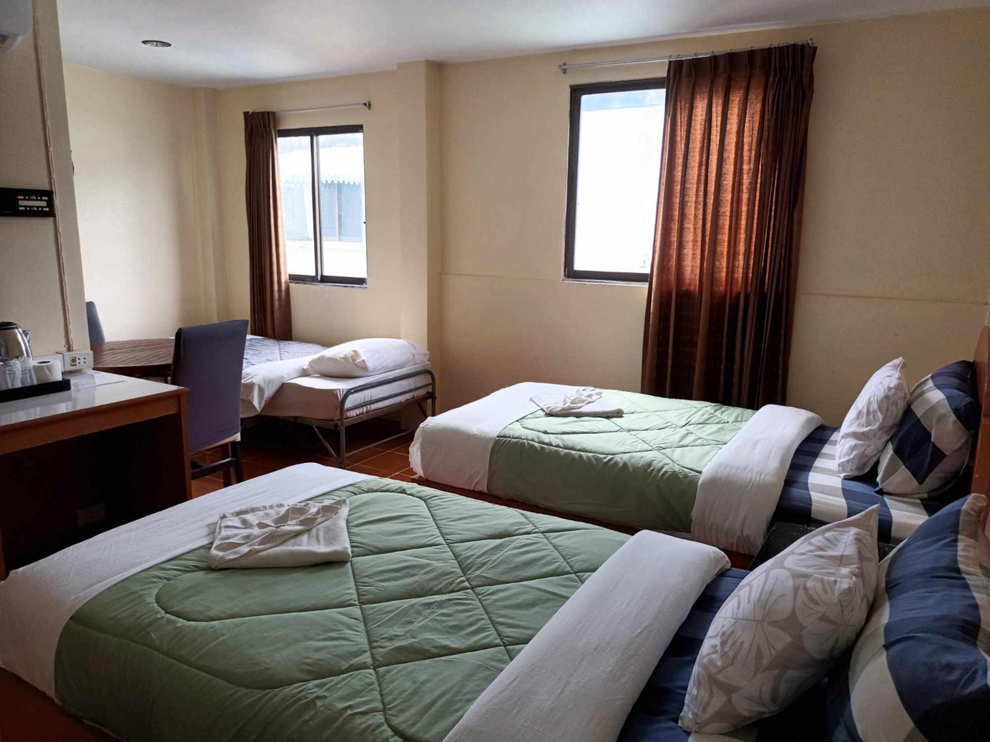 Patong Rose Guest House 50M To Beach מראה חיצוני תמונה