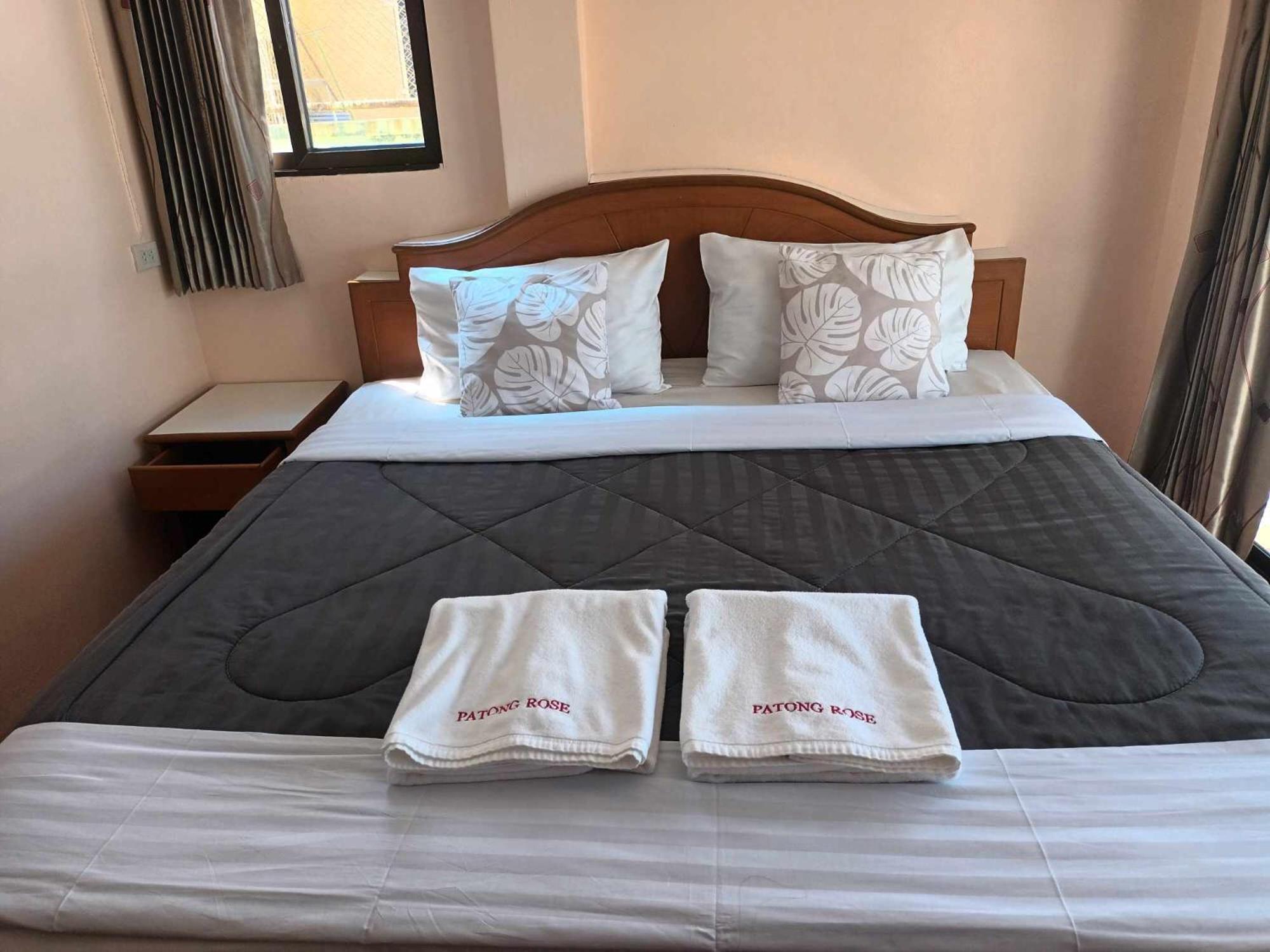 Patong Rose Guest House 50M To Beach מראה חיצוני תמונה